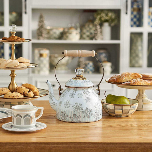 【🎉Factory Direct Clearout Sale】Winter Palace 2 Quart Tea Kettle - 2025 Limited Edition